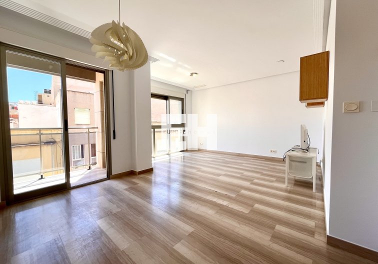 Wohnung - Wiederverkauf - Santa Pola - Costa Blanca