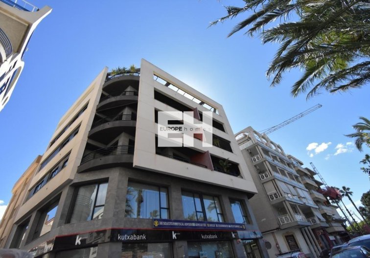 Wohnung - Wiederverkauf - Torrevieja - Centro - Muelle Pesquero