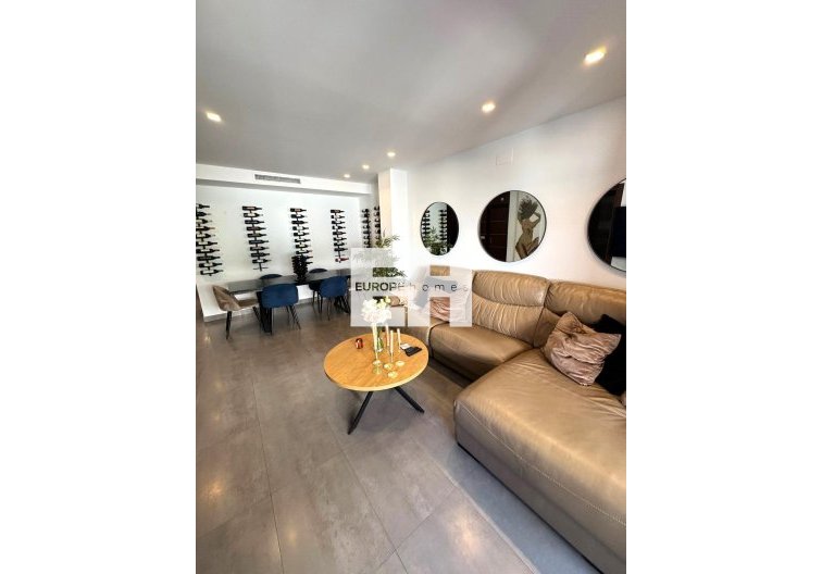 Wohnung - Wiederverkauf - Torrevieja - Centro