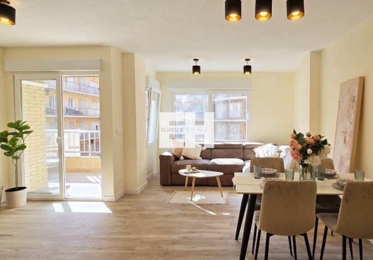 Wohnung - Wiederverkauf - Torrevieja - Centro