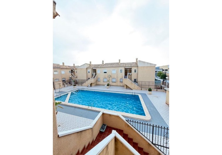 Wohnung - Wiederverkauf - Torrevieja - Centro