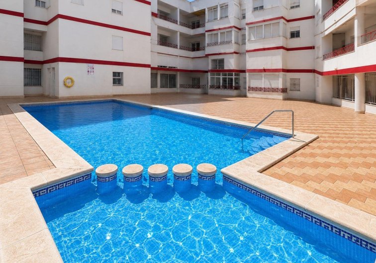 Wohnung - Wiederverkauf - Torrevieja - Centro