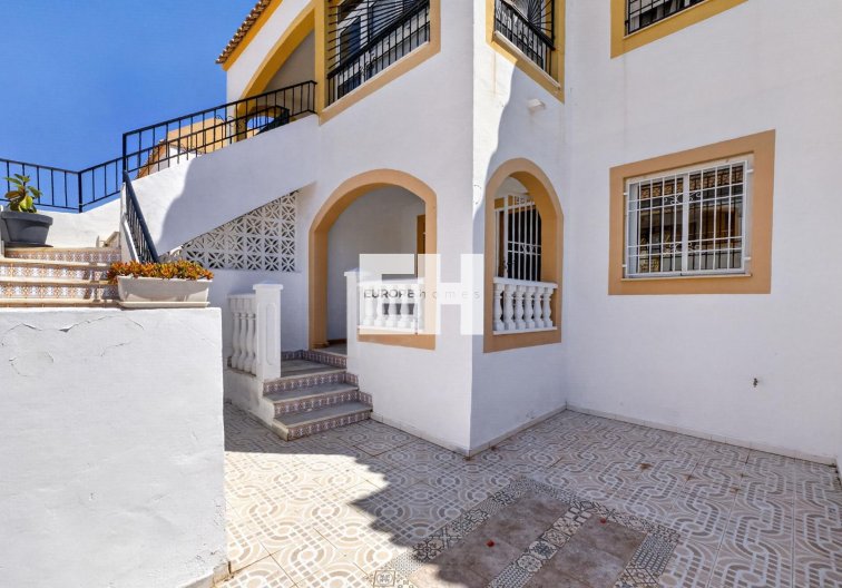 Wohnung - Wiederverkauf - Torrevieja - El Limonar