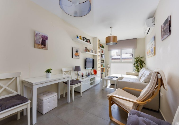 Wohnung - Wiederverkauf - Torrevieja - Parque De Las Naciones