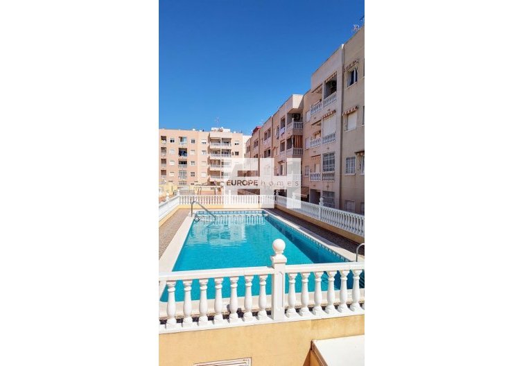 Wohnung - Wiederverkauf - Torrevieja - Playa de los Locos