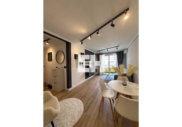 Wohnung - Wiederverkauf - Torrevieja - Playa del Cura