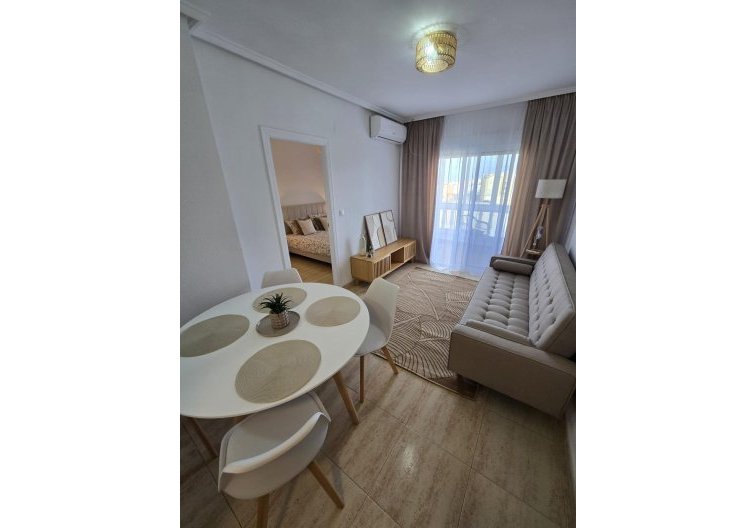 Wohnung - Wiederverkauf - Torrevieja - Torreblanca