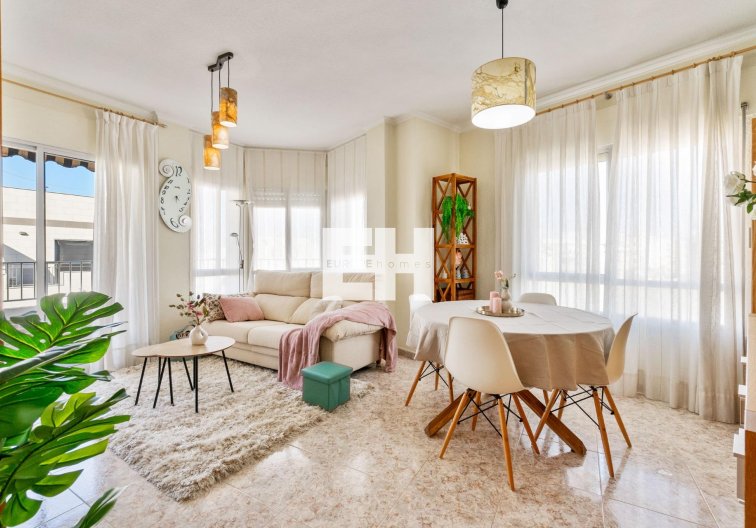 Wohnung - Wiederverkauf - Torrevieja - Torrevieja