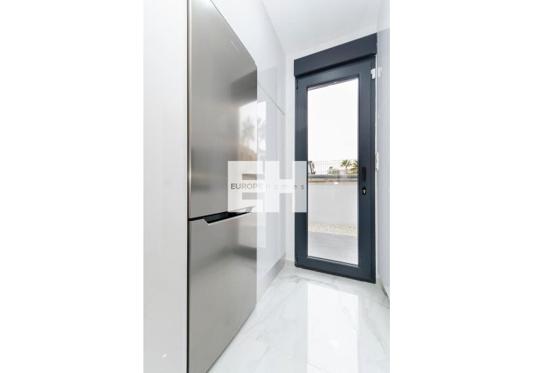 Obra Nueva - villa - Torrevieja - Torretas