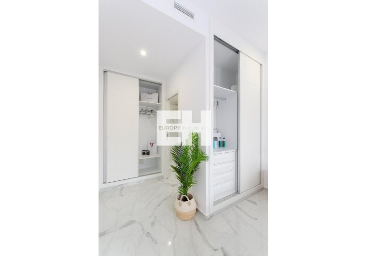 Obra Nueva - villa - Torrevieja - Torretas