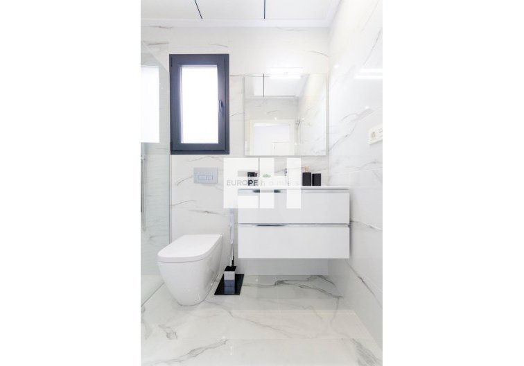 Obra Nueva - villa - Torrevieja - Torretas