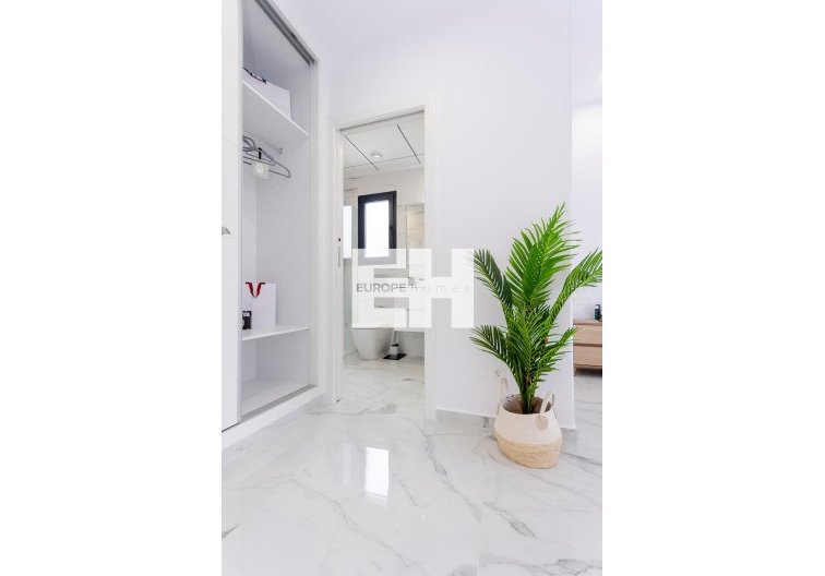 Obra Nueva - villa - Torrevieja - Torretas