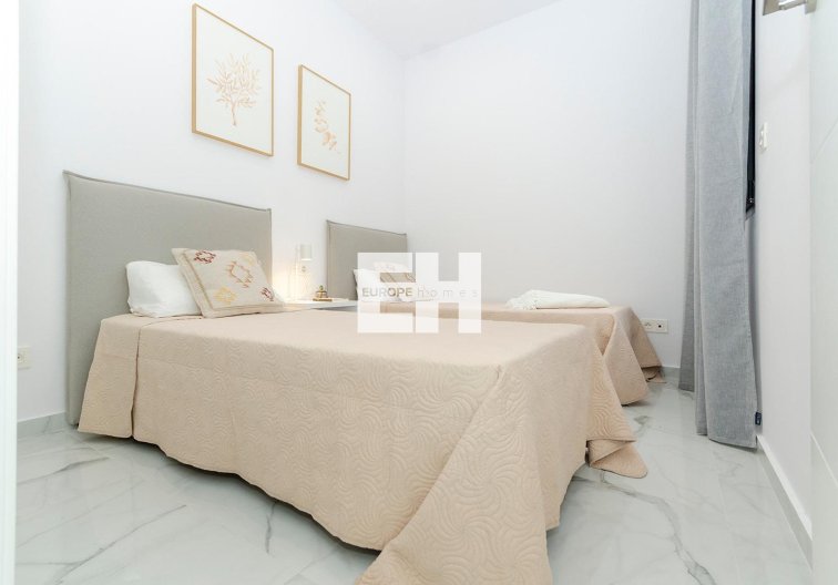 Obra Nueva - villa - Torrevieja - Torretas