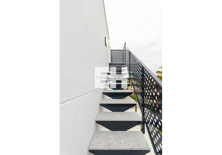 Obra Nueva - villa - Torrevieja - Torretas