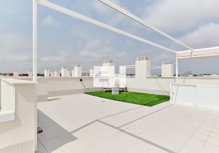 Obra Nueva - Bungalow en planta alta - Torrevieja - Villa Amalia