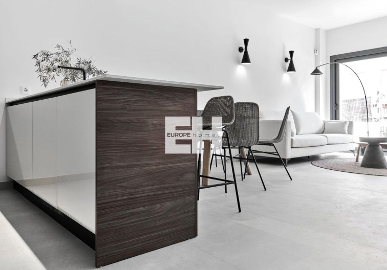 Obra Nueva - Bungalow en planta alta - Torrevieja - Villa Amalia