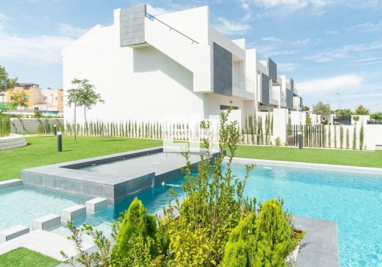 Obra Nueva - Bungalow en planta baja - Torrevieja - Los Balcones 