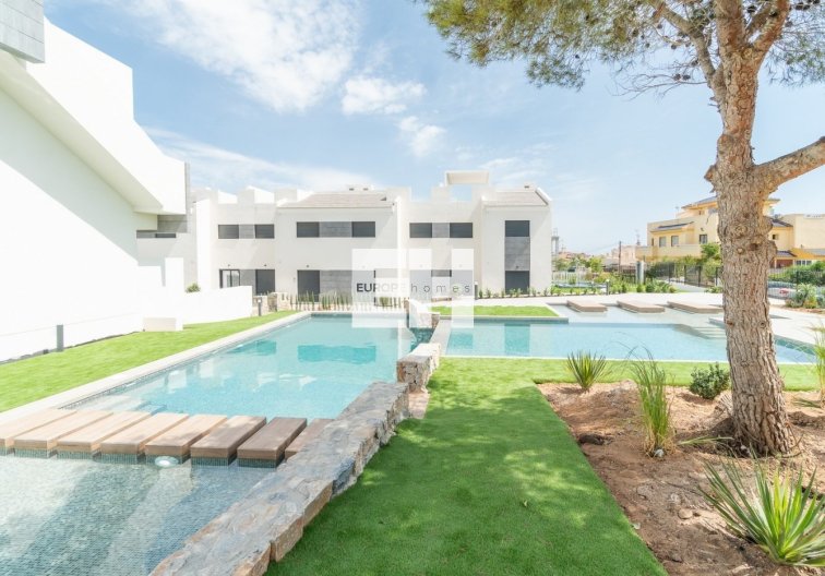 Obra Nueva - Bungalow en planta baja - Torrevieja - Los Balcones 