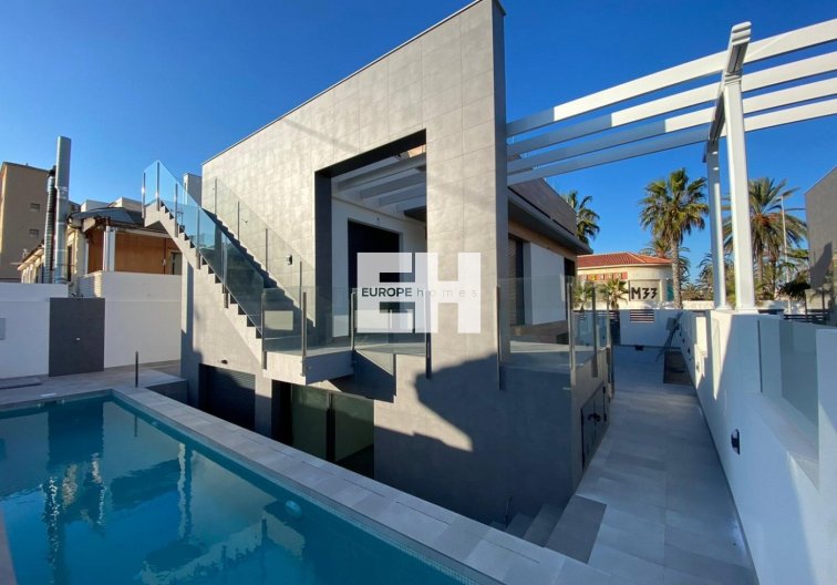 Construction Neuve - villa - Torrevieja - La Mata