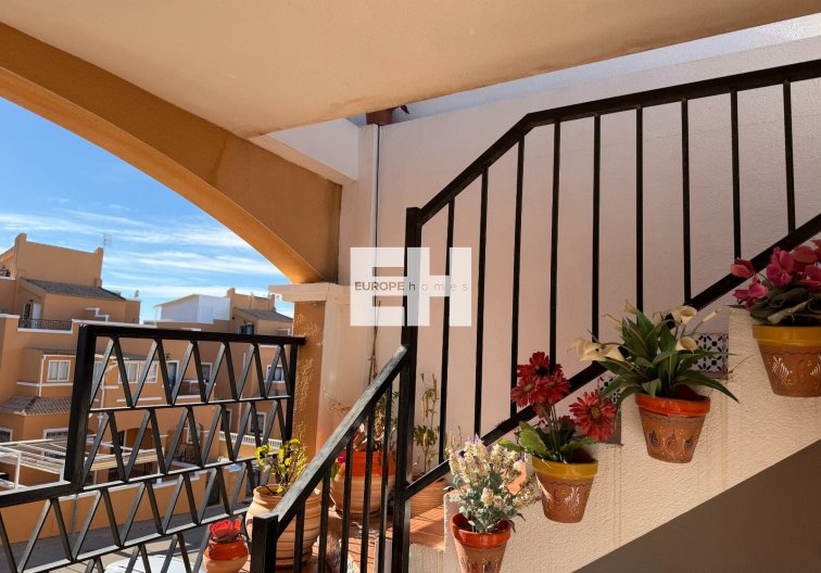 Resale - Apartment - Orihuela Costa - Costa Blanca