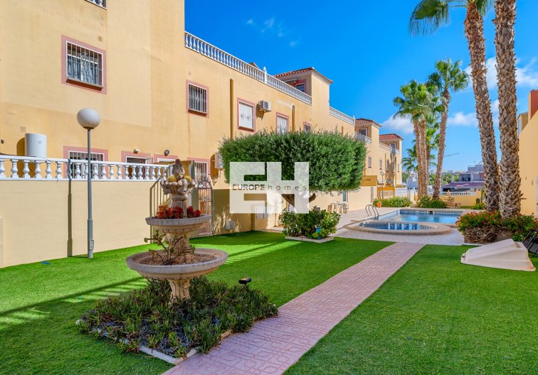 Segunda mano - Apartamento  - San Miguel de Salinas - Inland