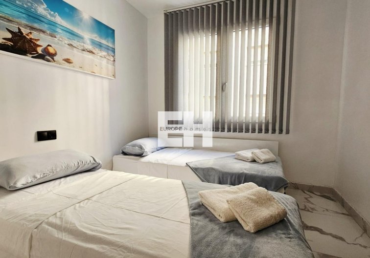 Revente - Appartement - Torrevieja - Acequion