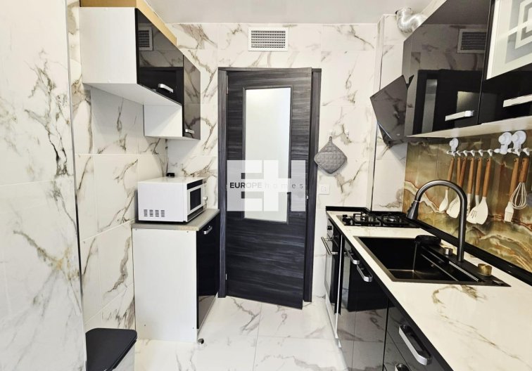 Revente - Appartement - Torrevieja - Acequion