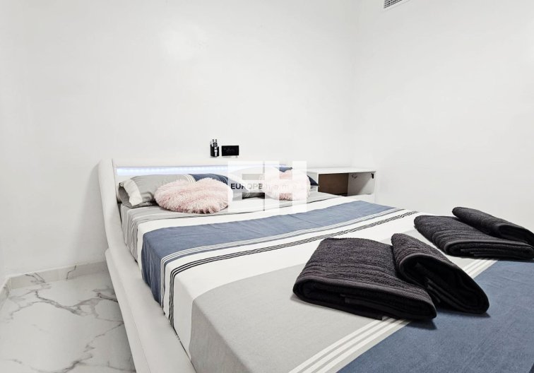 Revente - Appartement - Torrevieja - Acequion