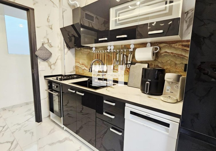 Revente - Appartement - Torrevieja - Acequion