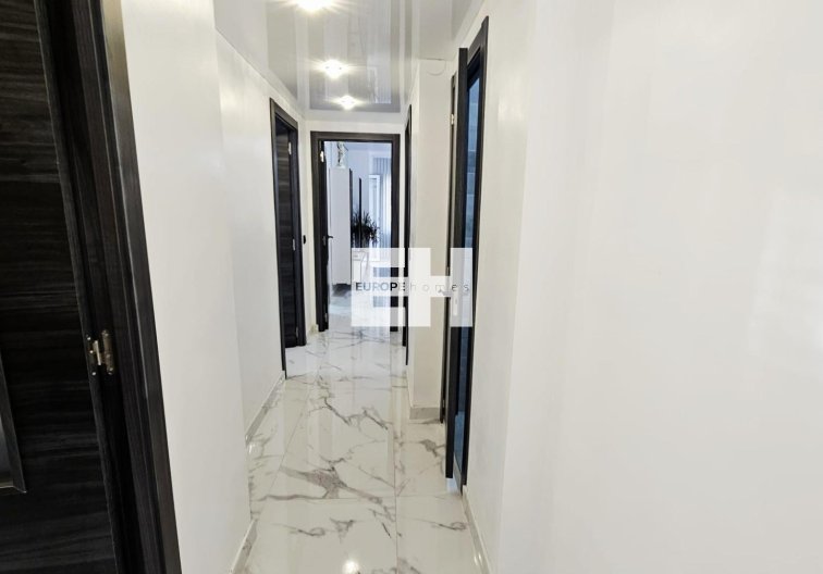 Revente - Appartement - Torrevieja - Acequion