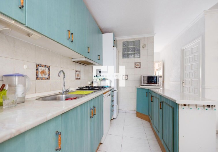 Segunda mano - villa - Torrevieja - Calas Blanca