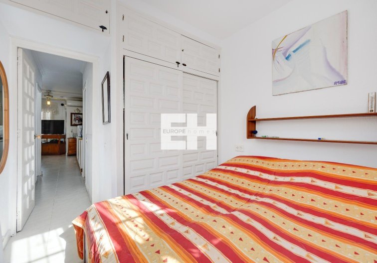 Segunda mano - villa - Torrevieja - Calas Blanca