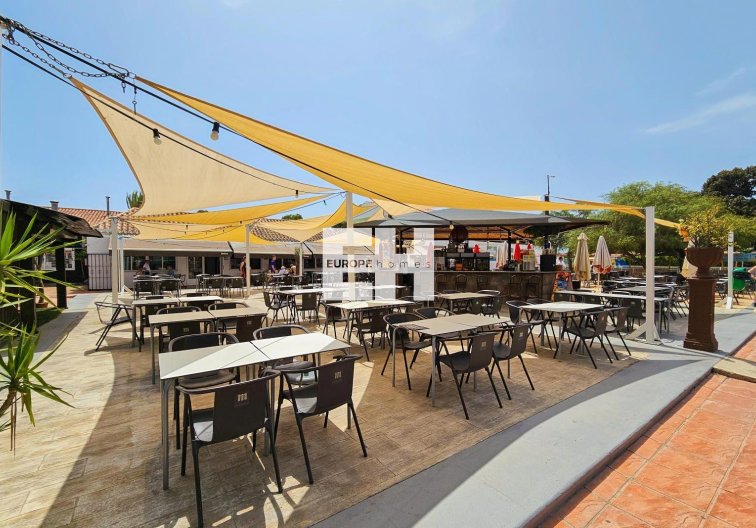 Segunda mano - villa - Torrevieja - Calas Blanca