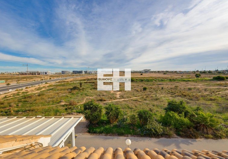 Segunda mano - Bungalow - Torrevieja - La Siesta - El Salado - Torreta