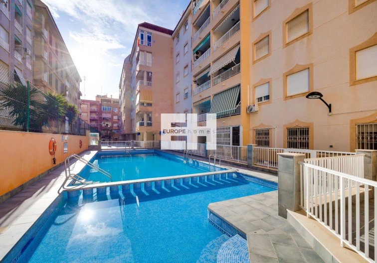 Revente - Appartement - Torrevieja - Acequion