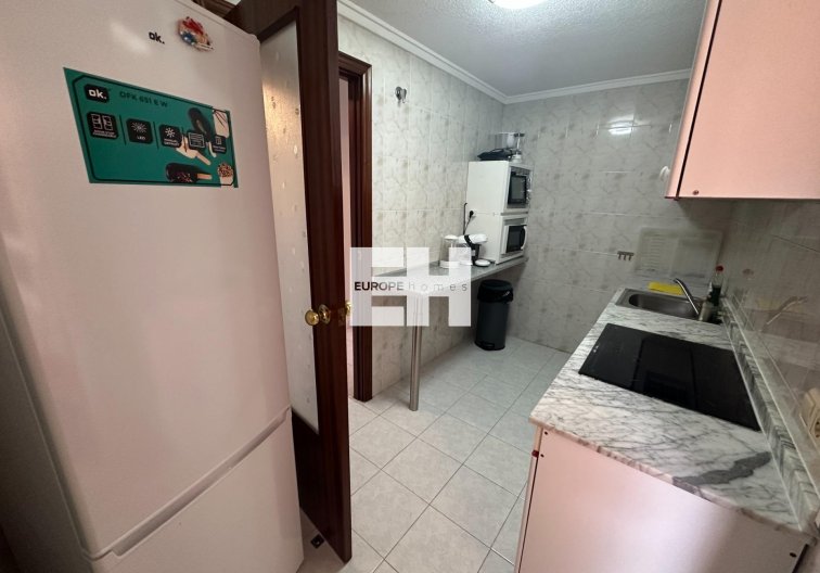 Segunda mano - Apartamento  - Torrevieja - Centro