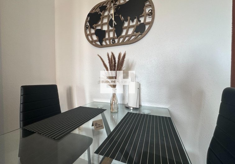 Segunda mano - Apartamento  - Torrevieja - Centro