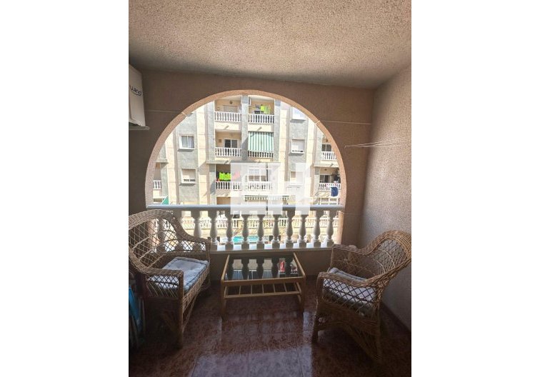 Segunda mano - Apartamento  - Torrevieja - Centro