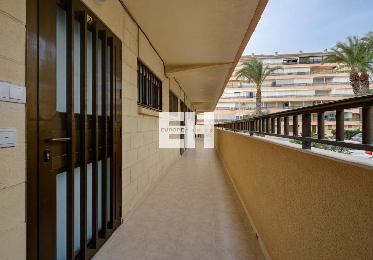 Segunda mano - Apartamento  - Torrevieja - Cabo Cervera