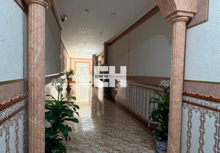 Resale - Apartment - Torrevieja - Costa Blanca