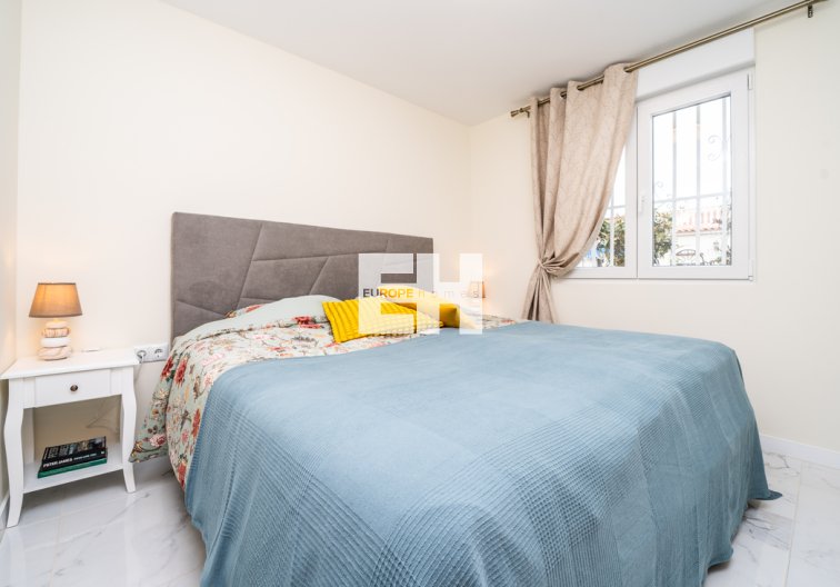 Segunda mano - Bungalow - Torrevieja - Torretas