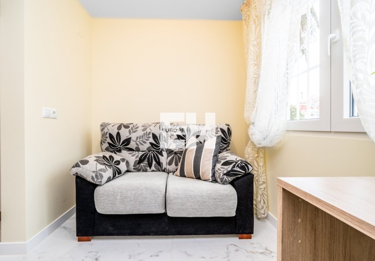 Segunda mano - Bungalow - Torrevieja - Torretas