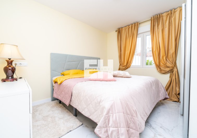 Segunda mano - Bungalow - Torrevieja - Torretas