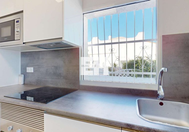 Resale - Bungalow - Orihuela - Inland