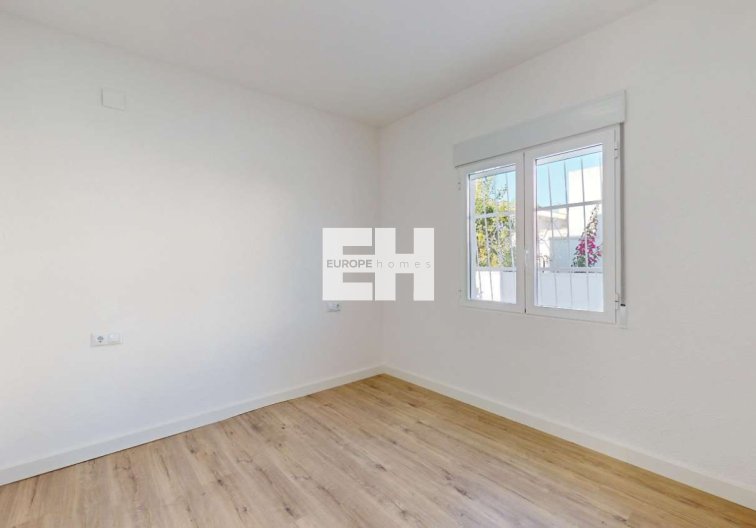 Resale - Bungalow - Orihuela - Inland