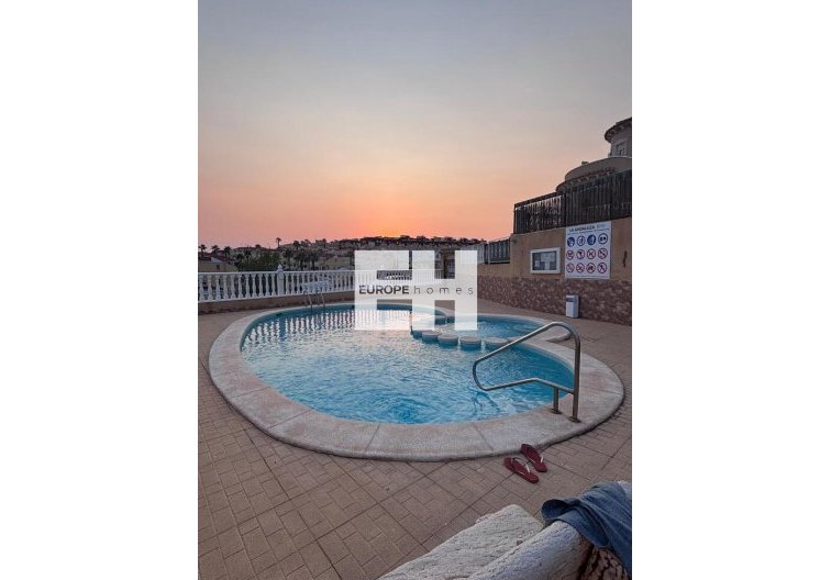 Segunda mano - town house - Villamartin - Costa Blanca