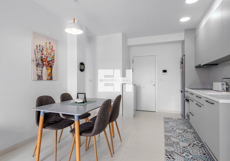 Resale - Apartment - San Miguel de Salinas - Inland
