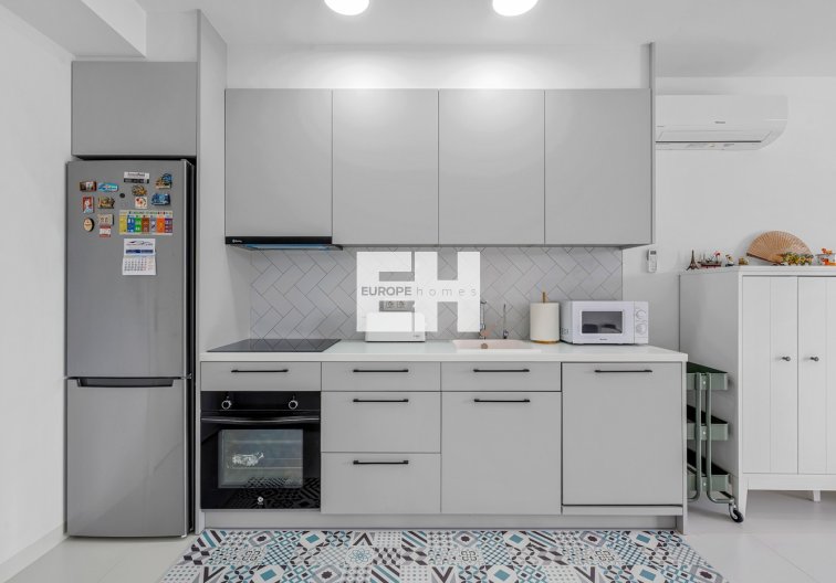 Resale - Apartment - San Miguel de Salinas - Inland