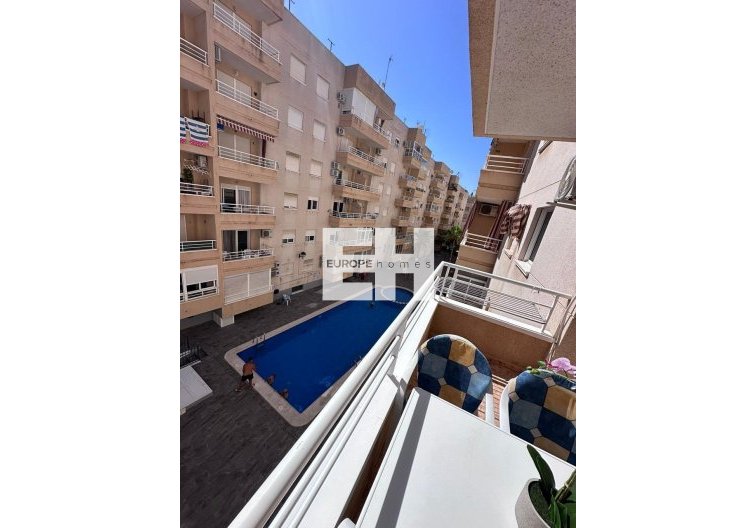 Segunda mano - Apartamento  - Torrevieja - Centro - Muelle Pesquero