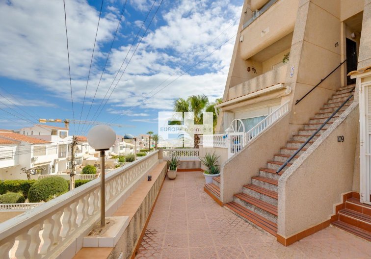 Wiederverkauf - Wohnung - Torrevieja - Cabo Cervera